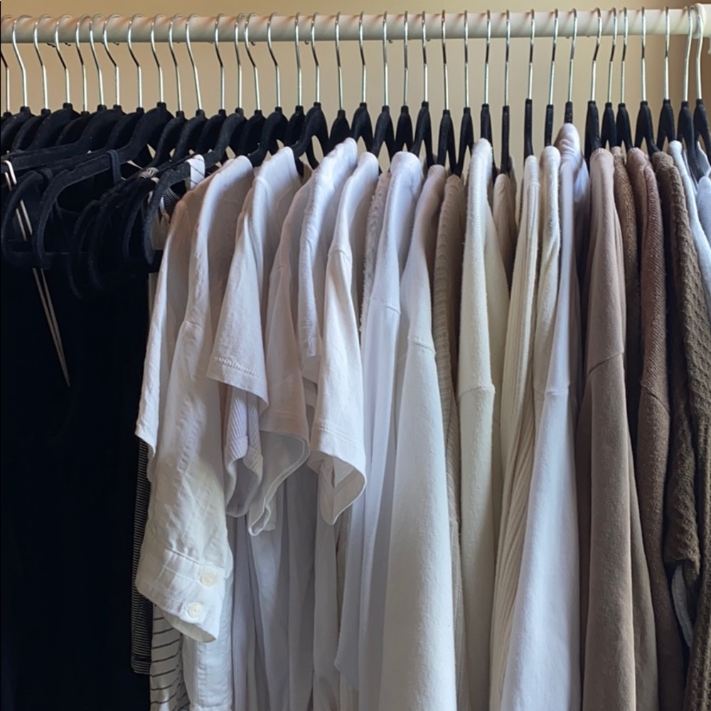 • MEET YOUR POSHER •